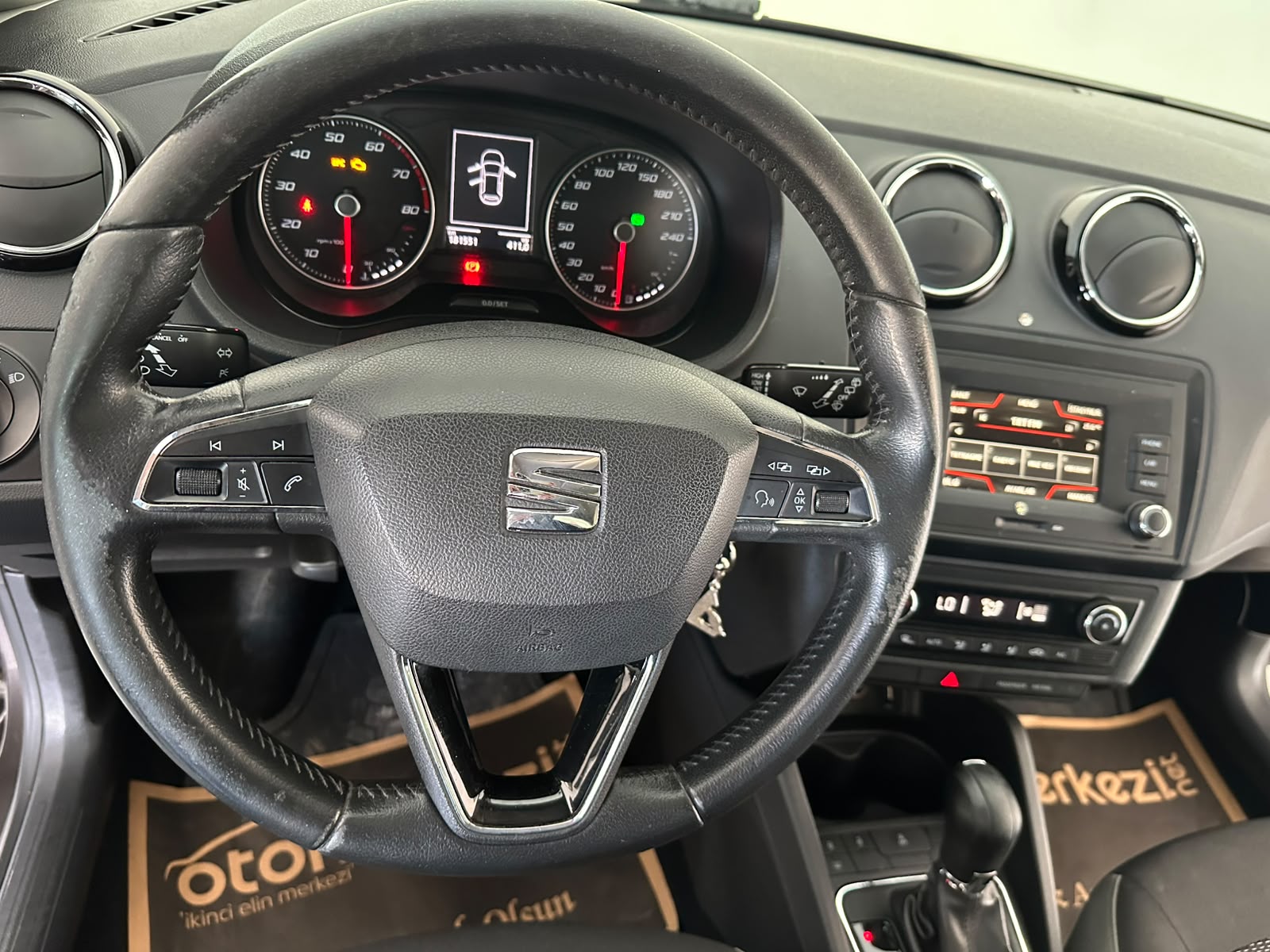 SEAT IBIZA 28